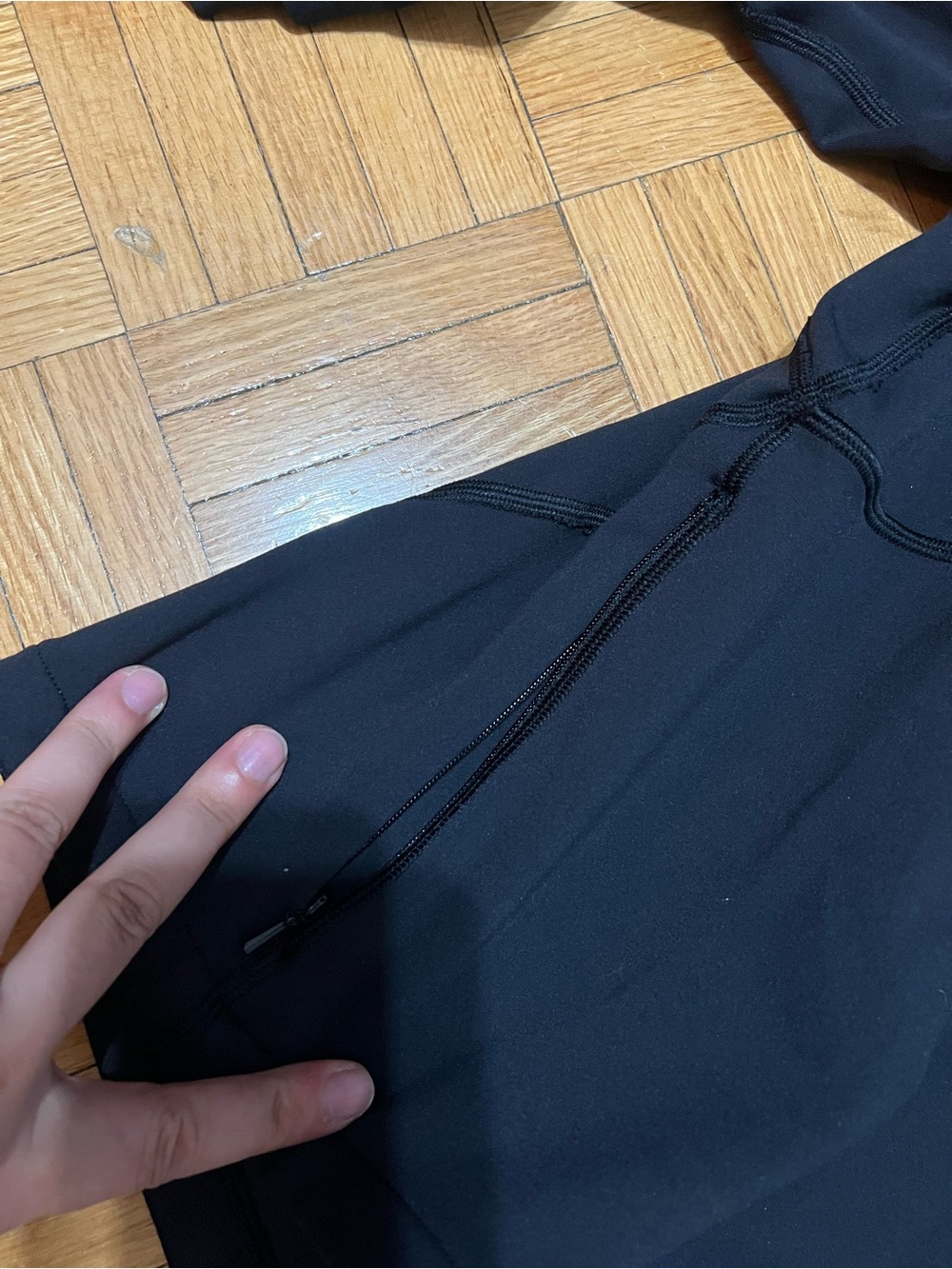 Lululemon Rulu Running Cropped 1/2 Zip - Picture 9 of 10